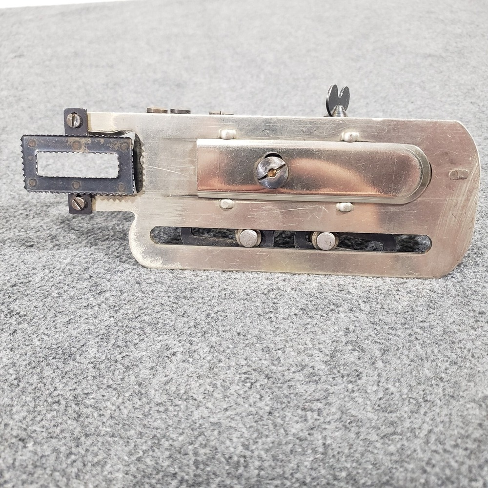 Famous Buttonhole Worker Sewing Machine Attachmen… - image 5